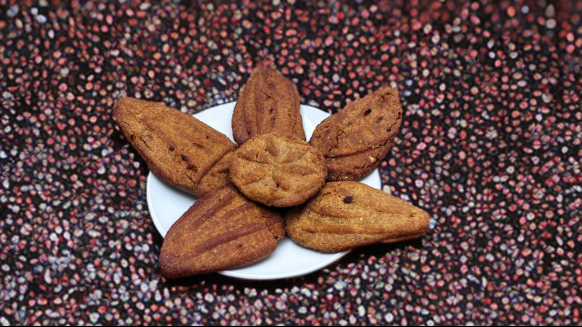 Jaggery Thekua
