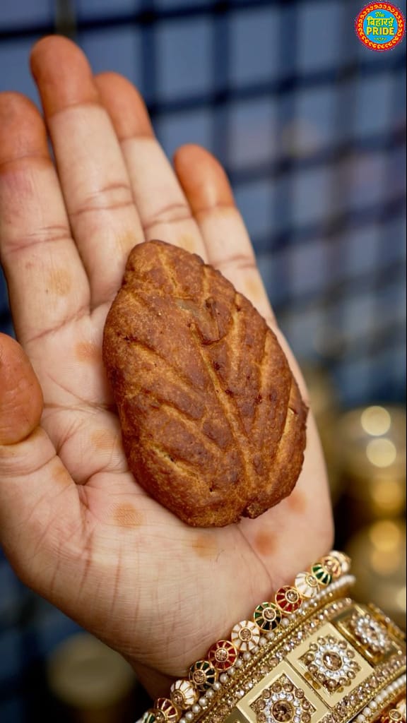 Jaggery Thekua